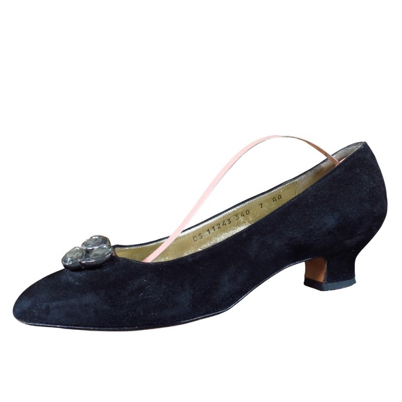 Salvatore Ferragamo Vintage Women Pump Heel Size 7 Narrow Formal Black Suede